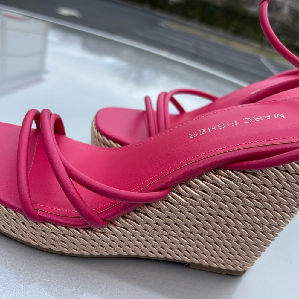 Brand New Wedges By MARC FISHER- Size 6 M - Wedge Height 4 Inches - box 6 - Picture 3 of 6
